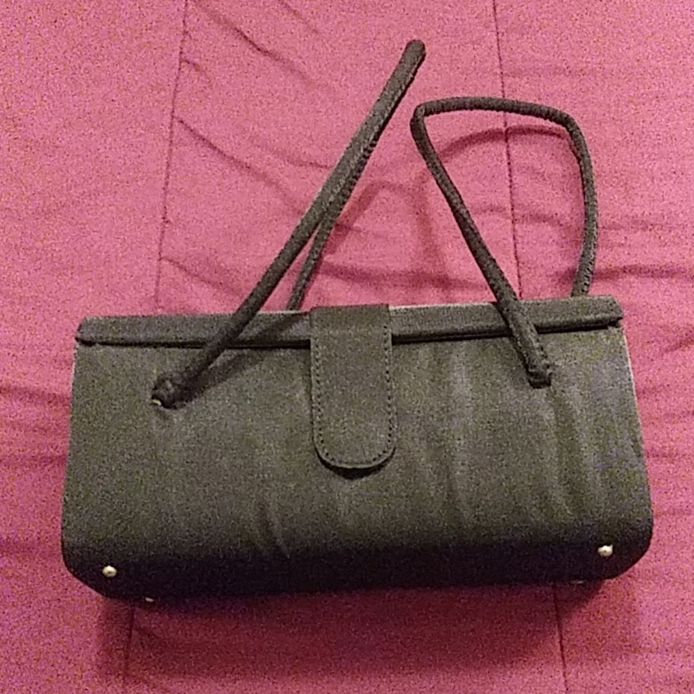 Cosmetic bag